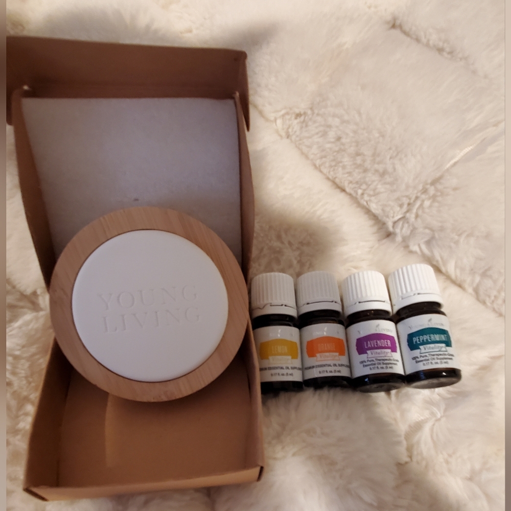 Mini Travel Passive Diffuser  & 4 oils